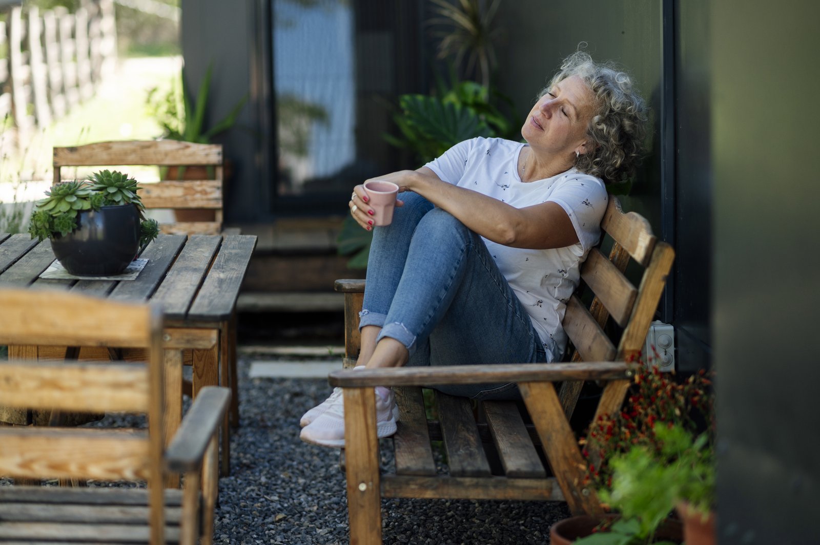 The Art of Deep Relaxation: How to Calm Both Body and Mind